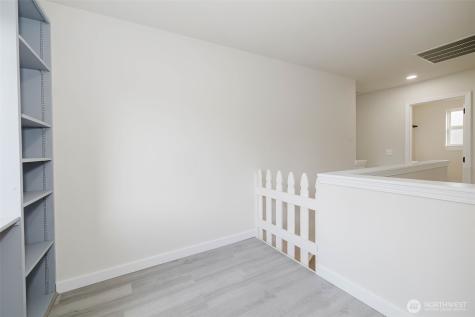 19546 23rd Avenue NE Poulsbo WA 98370