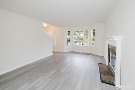 19546 23rd Avenue NE Poulsbo WA 98370