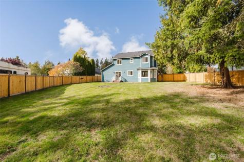 19546 23rd Avenue NE Poulsbo WA 98370