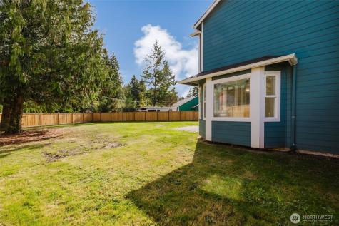 19546 23rd Avenue NE Poulsbo WA 98370