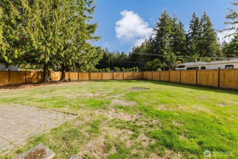 19546 23rd Avenue NE Poulsbo WA 98370