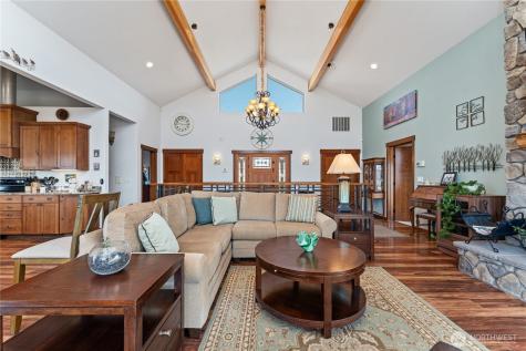 449 Lakayuse Road Manson WA 98831