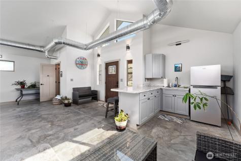 449 Lakayuse Road Manson WA 98831