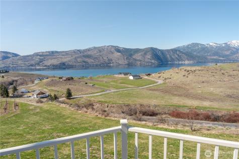 449 Lakayuse Road Manson WA 98831