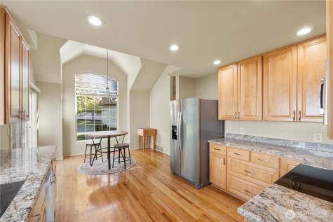 23874 140th Lane SE Kent WA 98042