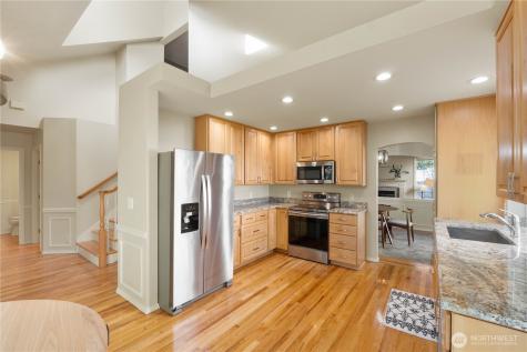 23874 140th Lane SE Kent WA 98042