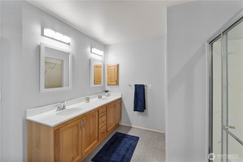 23874 140th Lane SE Kent WA 98042