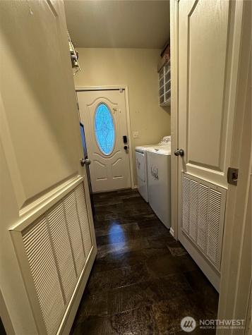 1720 Maple Lane Kent WA 98031