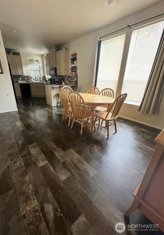 1720 Maple Lane Kent WA 98031