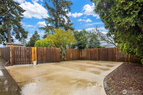 1006 Grant Avenue S Renton WA 98057