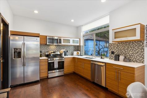 206 22nd Avenue Seattle WA 98122
