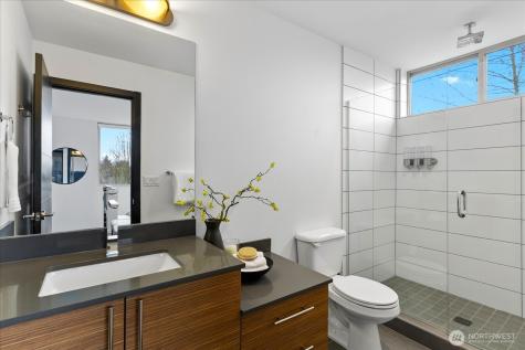 206 22nd Avenue Seattle WA 98122