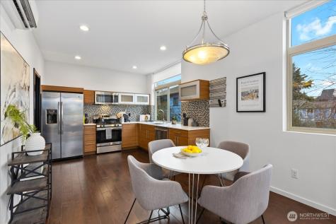 206 22nd Avenue Seattle WA 98122