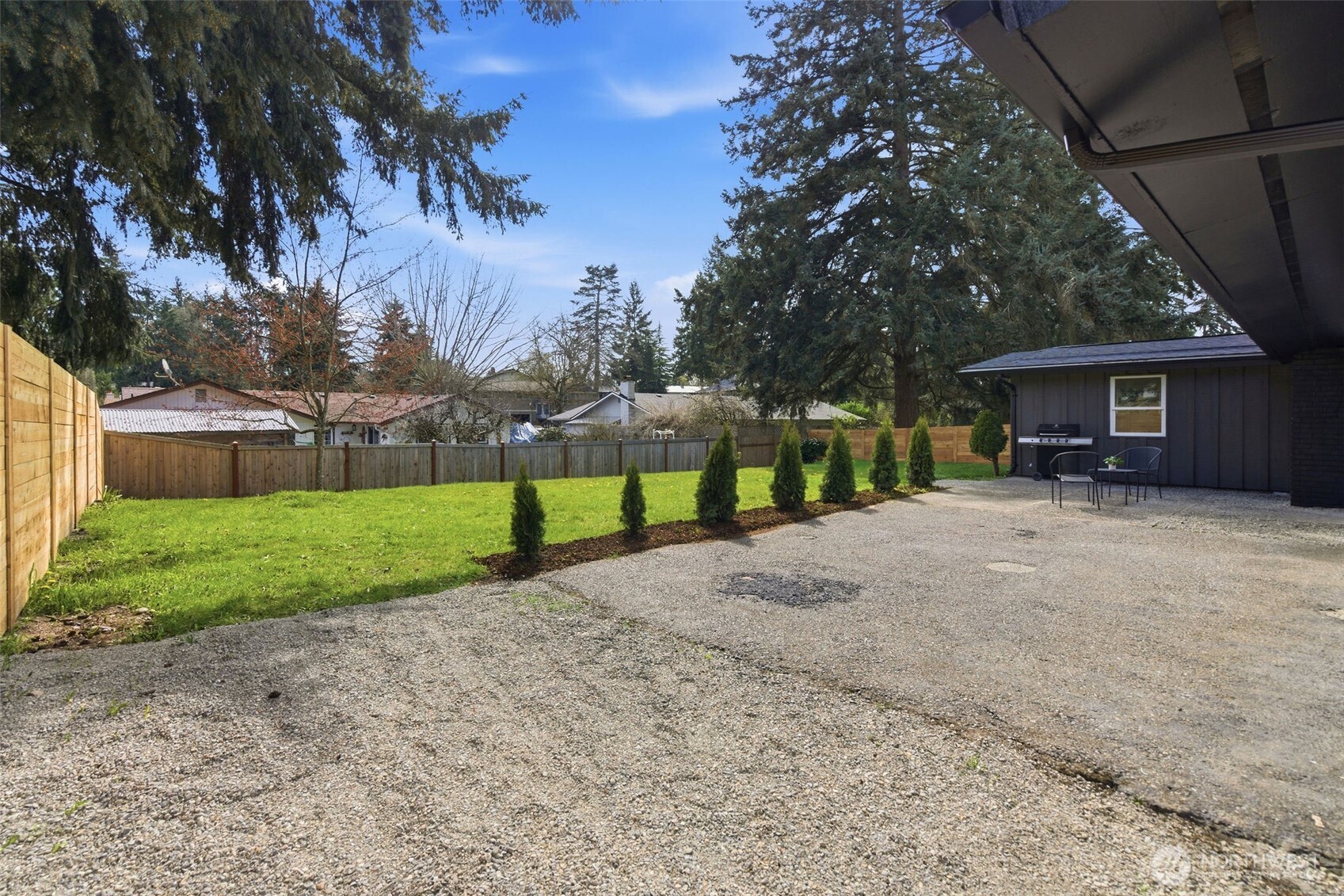 8102 Oakridge Drive SW Lakewood WA 98498