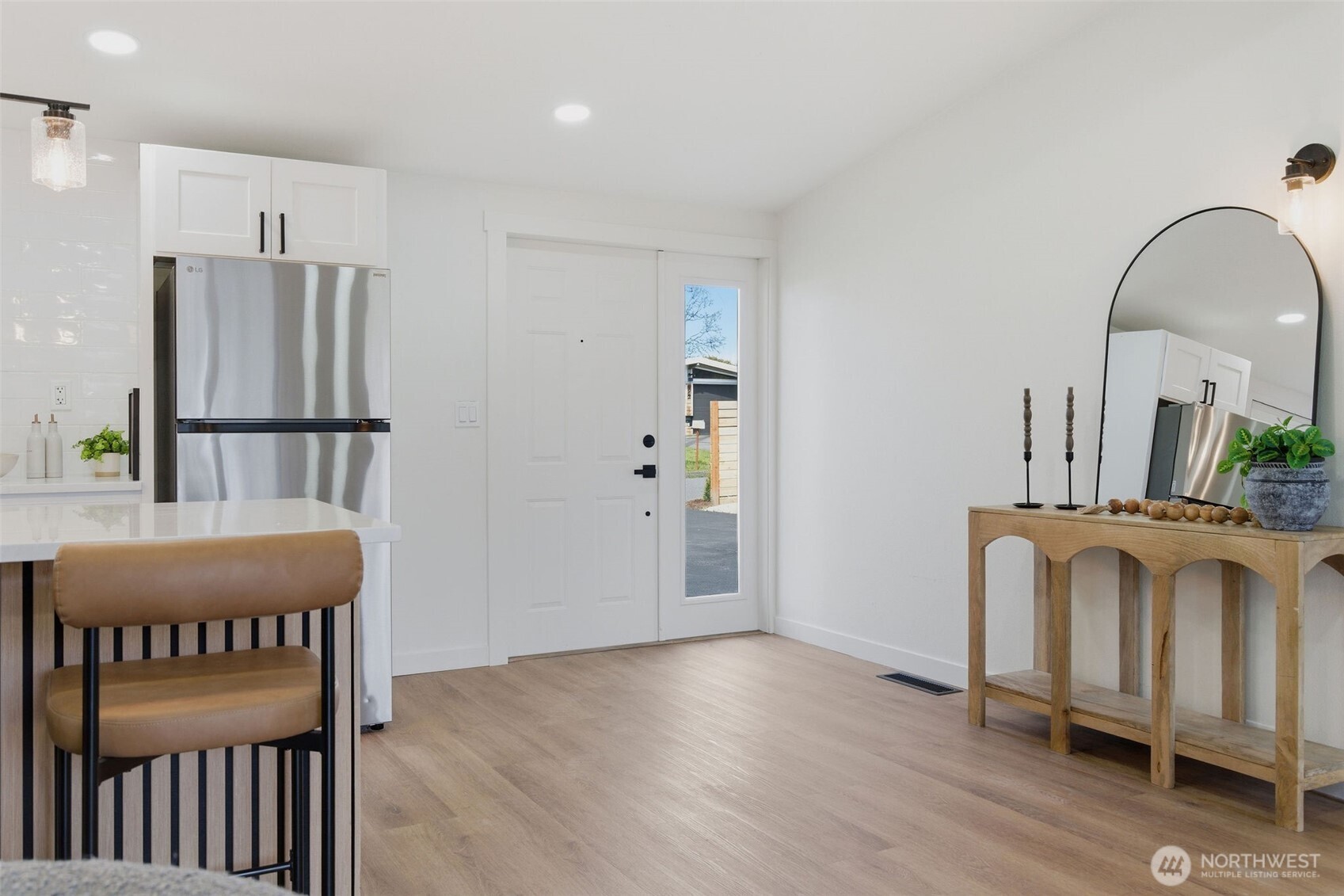 8102 Oakridge Drive SW Lakewood WA 98498