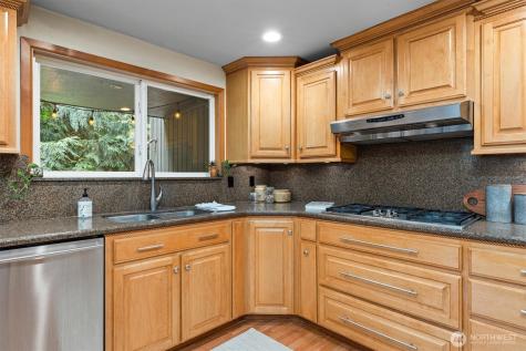 3519 27th Avenue SE Puyallup WA 98374
