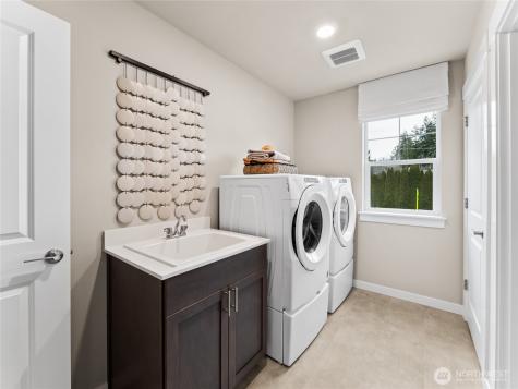 11543 SE 84th Street Newcastle WA 98056