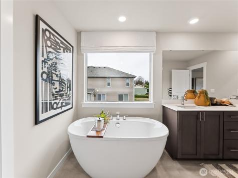 11543 SE 84th Street Newcastle WA 98056