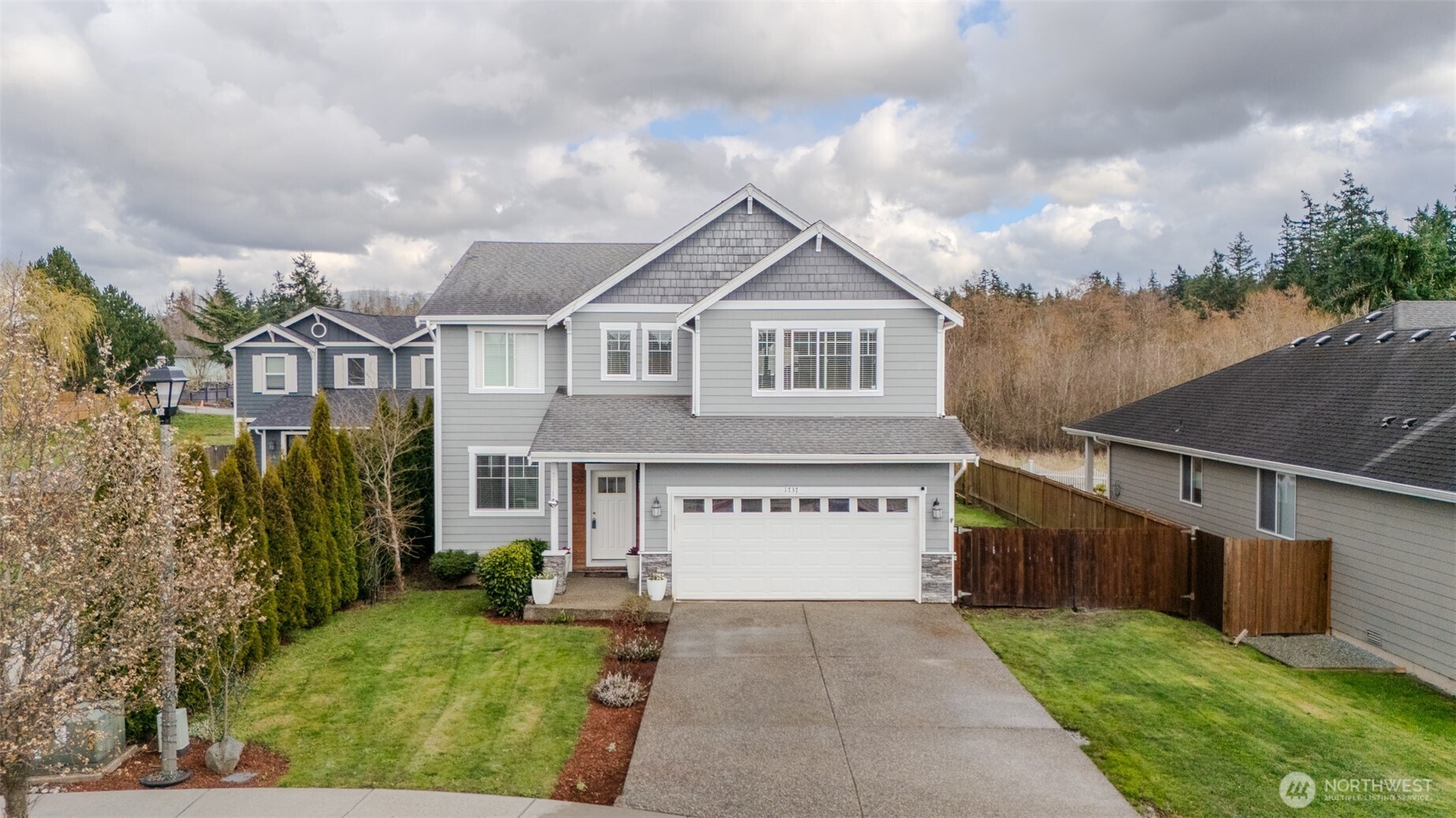 1737 Hillcrest Loop Mount Vernon WA 98274