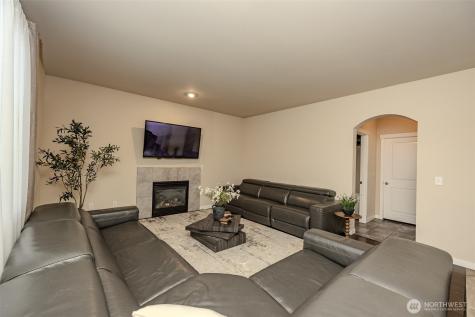 1737 Hillcrest Loop Mount Vernon WA 98274