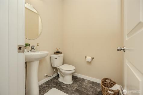1737 Hillcrest Loop Mount Vernon WA 98274