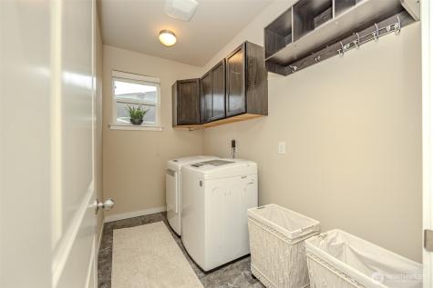 1737 Hillcrest Loop Mount Vernon WA 98274