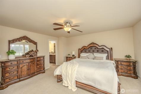 1737 Hillcrest Loop Mount Vernon WA 98274