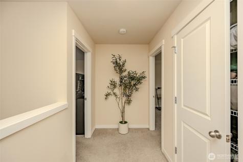 1737 Hillcrest Loop Mount Vernon WA 98274