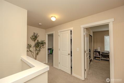 1737 Hillcrest Loop Mount Vernon WA 98274