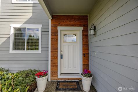 1737 Hillcrest Loop Mount Vernon WA 98274