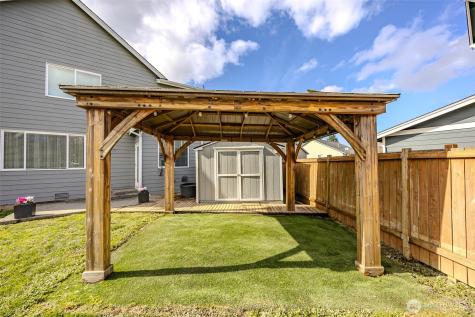 1737 Hillcrest Loop Mount Vernon WA 98274