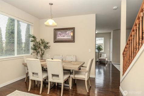 1737 Hillcrest Loop Mount Vernon WA 98274