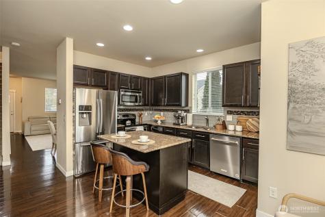 1737 Hillcrest Loop Mount Vernon WA 98274