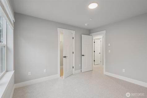 18 160th Place SE Bothell WA 98012