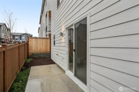 18 160th Place SE Bothell WA 98012