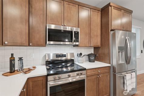 18 160th Place SE Bothell WA 98012