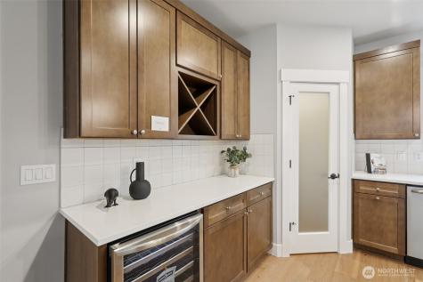 18 160th Place SE Bothell WA 98012