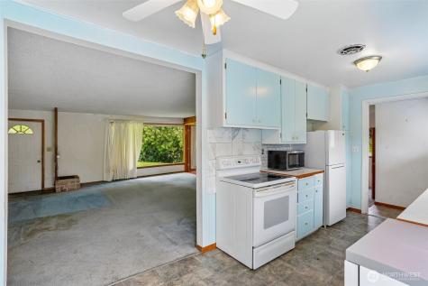 27821 SE 197th Street Maple Valley WA 98038