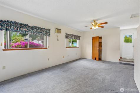 27821 SE 197th Street Maple Valley WA 98038
