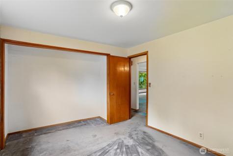 27821 SE 197th Street Maple Valley WA 98038