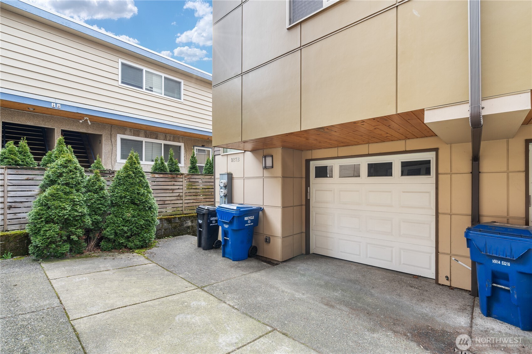 927 N 85th Street Seattle WA 98103