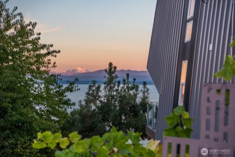 1857 Cascade View Drive Camano Island WA 98282