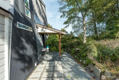 1857 Cascade View Drive Camano Island WA 98282