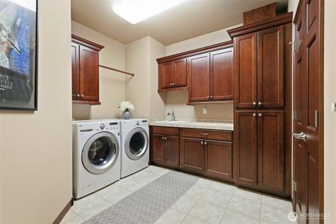 2205 S 88th Avenue Yakima WA 98903