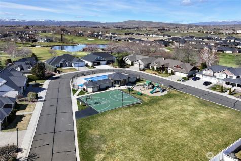 2205 S 88th Avenue Yakima WA 98903
