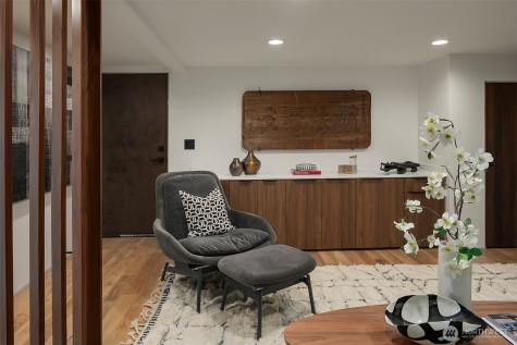 5010 NE 52nd Street Seattle WA 98105