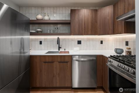 5010 NE 52nd Street Seattle WA 98105