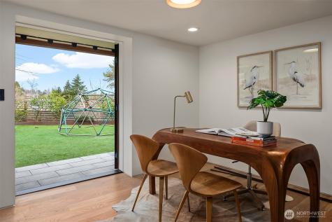 5010 NE 52nd Street Seattle WA 98105