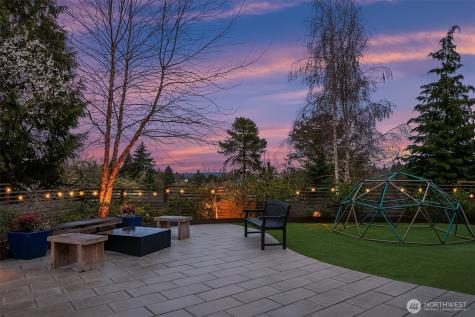 5010 NE 52nd Street Seattle WA 98105