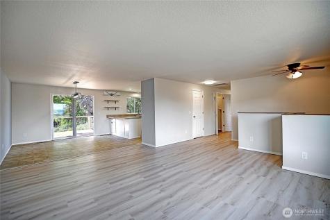 2029 Baymont Drive Oak Harbor WA 98277